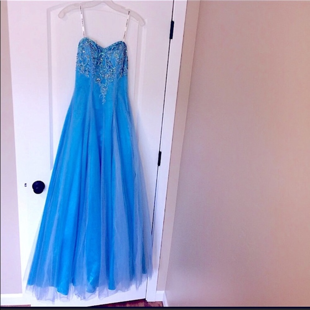 David’s Bridal Gown~ 4